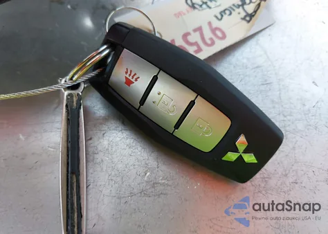 2022 Mitsubishi Outlander Es 2.5 S-Awc из США, поврежденный, VIN JA4J4TA85NZ086725